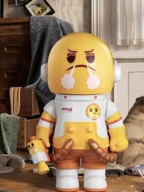 Space Molly Emoji Collectible Figure “Pissed Off” confirmed